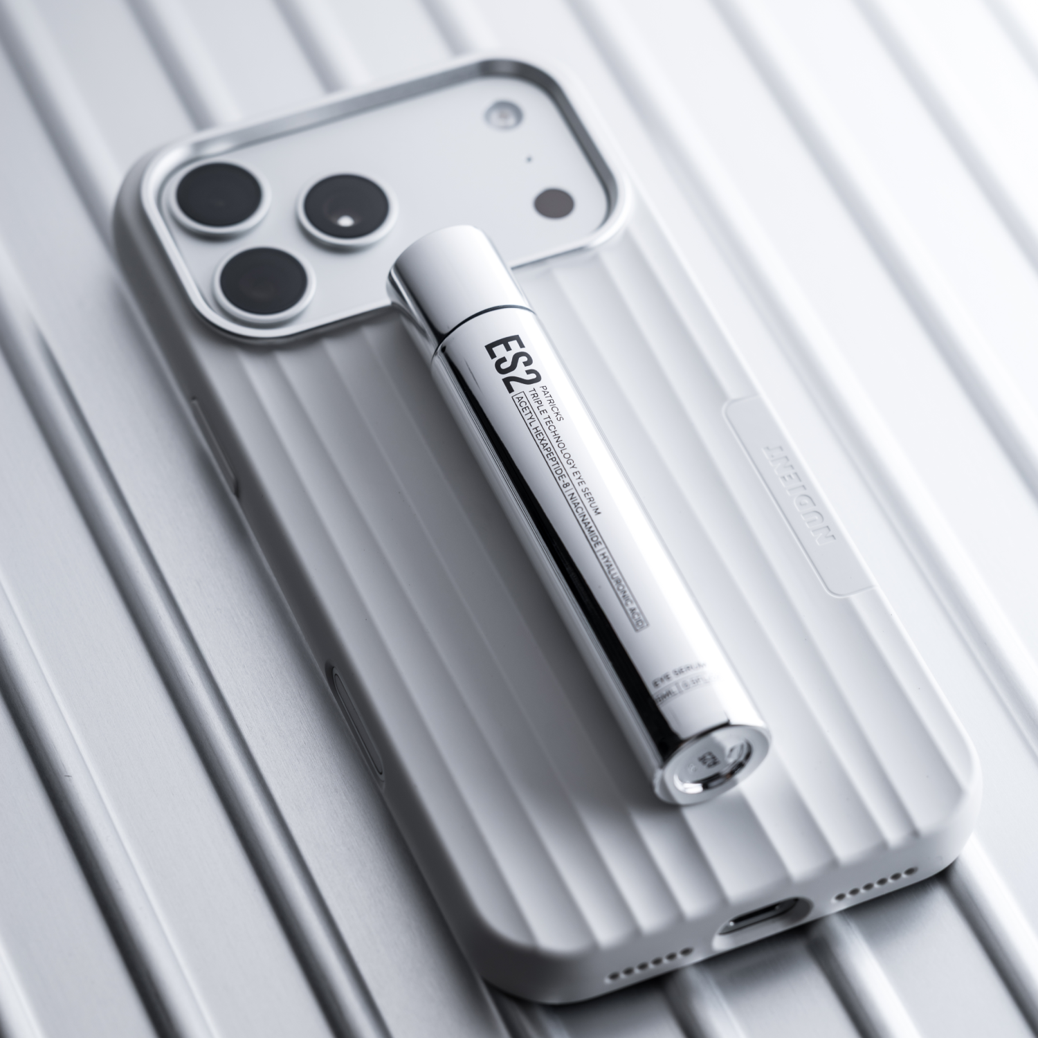 ES2 | TRIPLE TECHNOLOGY EYE SERUM